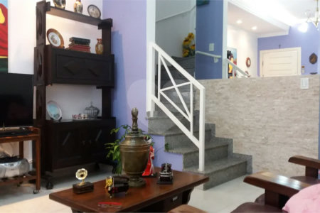 Casa à venda com 2 suítes no condomínio Residencial Taormina, São Paulo - SP