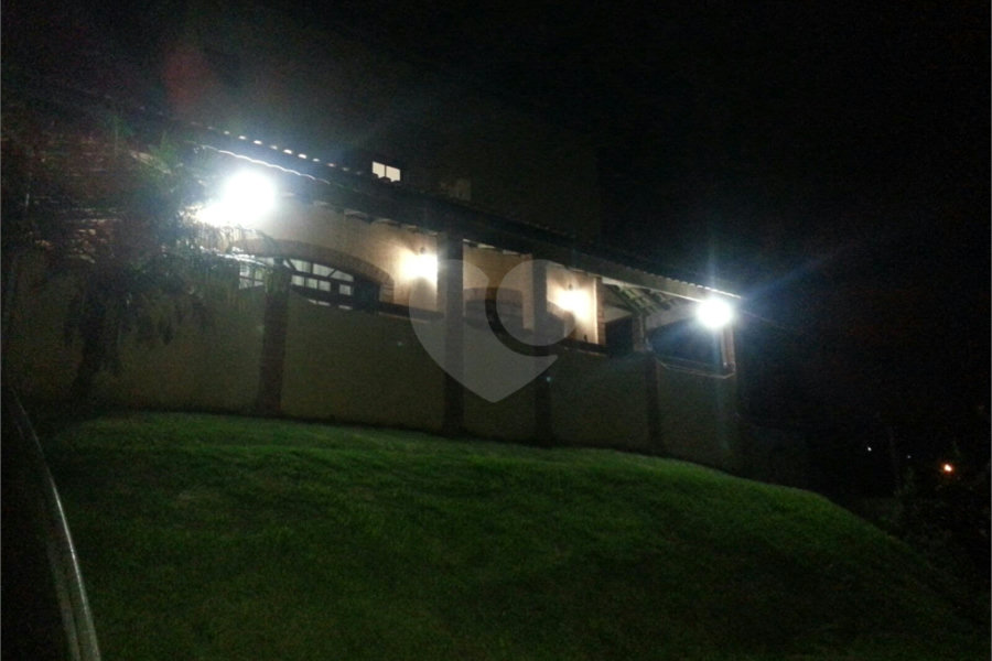 Chácara à venda com 4 quartos, sendo 3 suítes, em Área Rural de Mairiporã, Mairiporã, SP