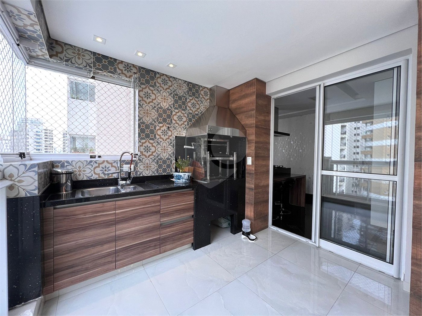 Apartamento à venda com 3 suítes em Santana, São Paulo, SP