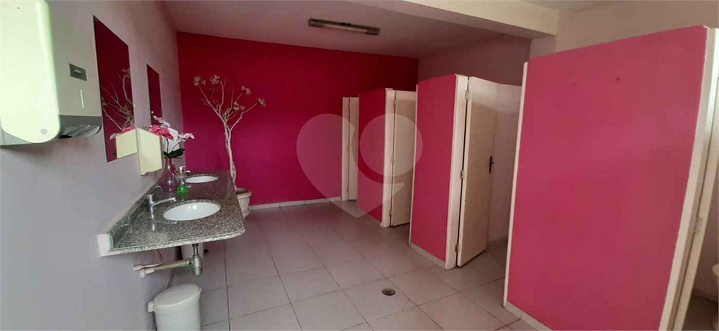 Casa Térrea à venda com 5 quartos, sendo 3 suítes, em Serra da Cantareira, Mairiporã, SP
