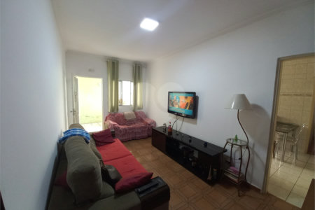 Casa Térrea à venda com 3 quartos em Jardim Maria Virginia, São Paulo, SP