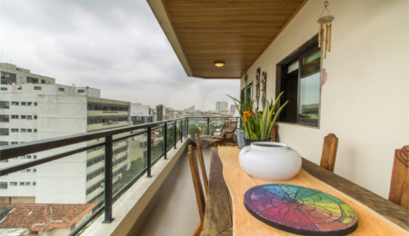 Apartamento à venda com 4 quartos, sendo 1 suíte,  em Tijuca, Rio de Janeiro, RJ