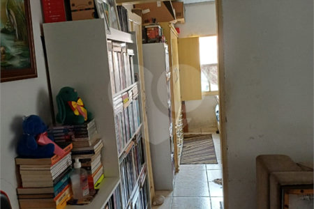 Casa à venda com 2 quartos em Vila Bernadotti, Mogi das Cruzes, SP