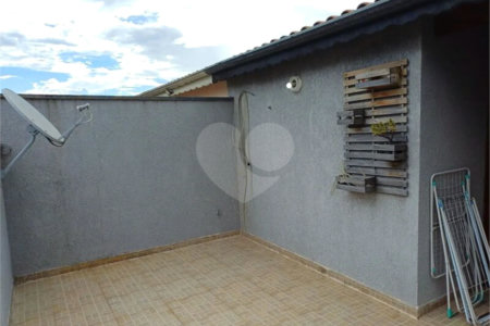 Casa à venda com 3 quartos, sendo 1 suíte, no condomínio Residencial Shekinah, São Paulo - SP