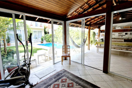 Casa à venda com 4 suítes em Alto da Boa Vista, São Paulo, SP