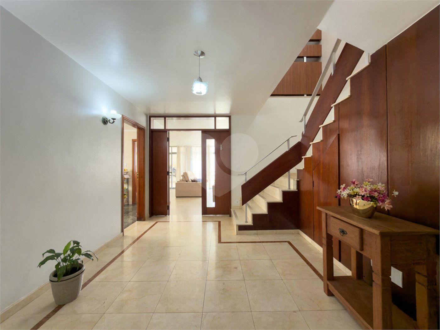 Casa de Vila à venda com 3 quartos, sendo 1 suíte, em Indianópolis, São Paulo, SP