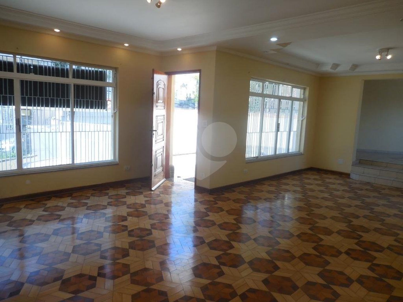 Casa Térrea à venda com 5 quartos, sendo 1 suíte,  em Tucuruvi, São Paulo, SP