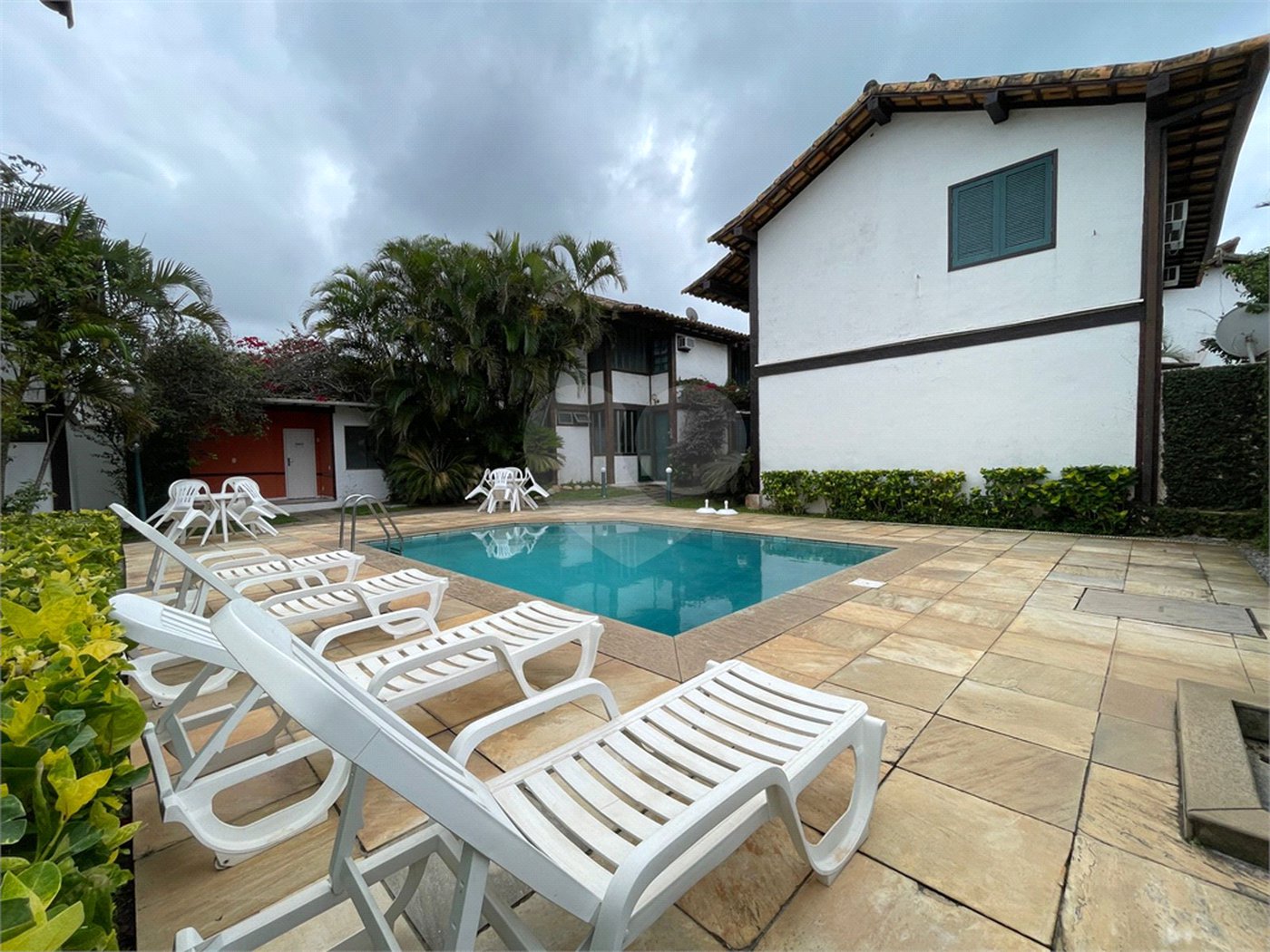 Casa em condomínio à venda ou para alugar com 3 quartos, sendo 1 suíte,  em Geribá, Armação dos Búzios, RJ