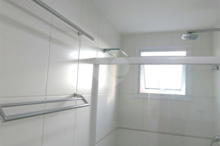 Apartamento para alugar com 3 quartos, sendo 1 suíte, em Vila Olímpia, São Paulo, SP