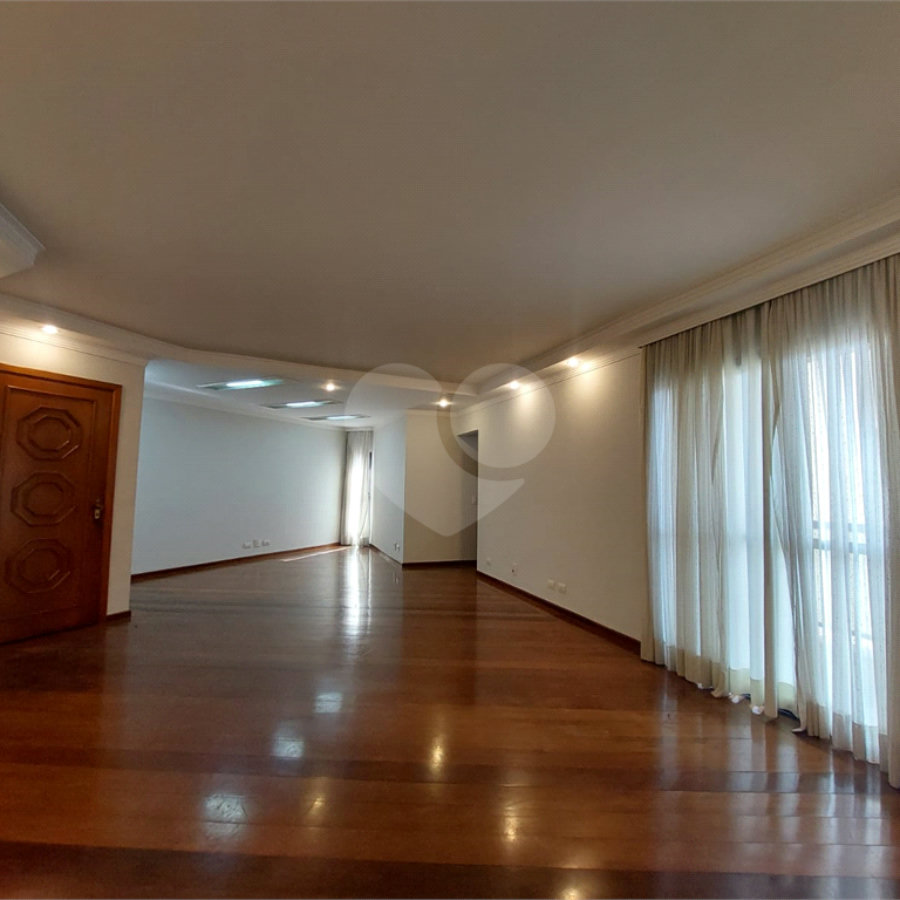 Apartamento à venda com 3 quartos, sendo 1 suíte, em Parque São Domingos, São Paulo, SP
