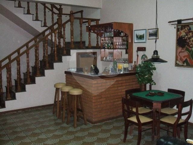 CASA TÉRREA COM 4 SUÍTES NO BAIRRO DO TREMEMBÉ