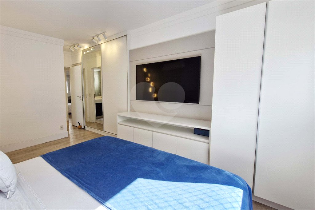 Apartamento à venda com 3 suítes em Brooklin, São Paulo, SP