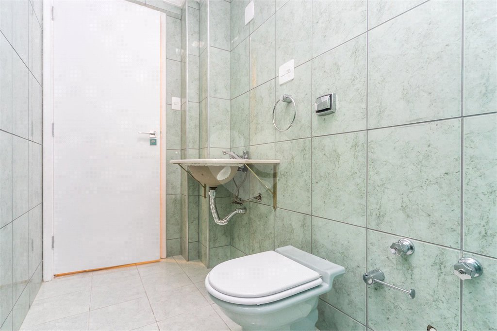Apartamento à venda com 3 quartos, sendo 1 suíte, em Itaim Bibi, São Paulo, SP