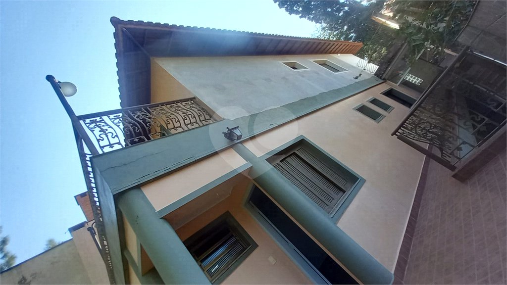 Sobrado à venda com 4 quartos, sendo 2 suítes, em Tremembé, São Paulo, SP