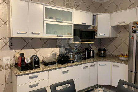 Casa Térrea à venda com 3 quartos, sendo 2 suítes, em Parque Vitória, São Paulo, SP