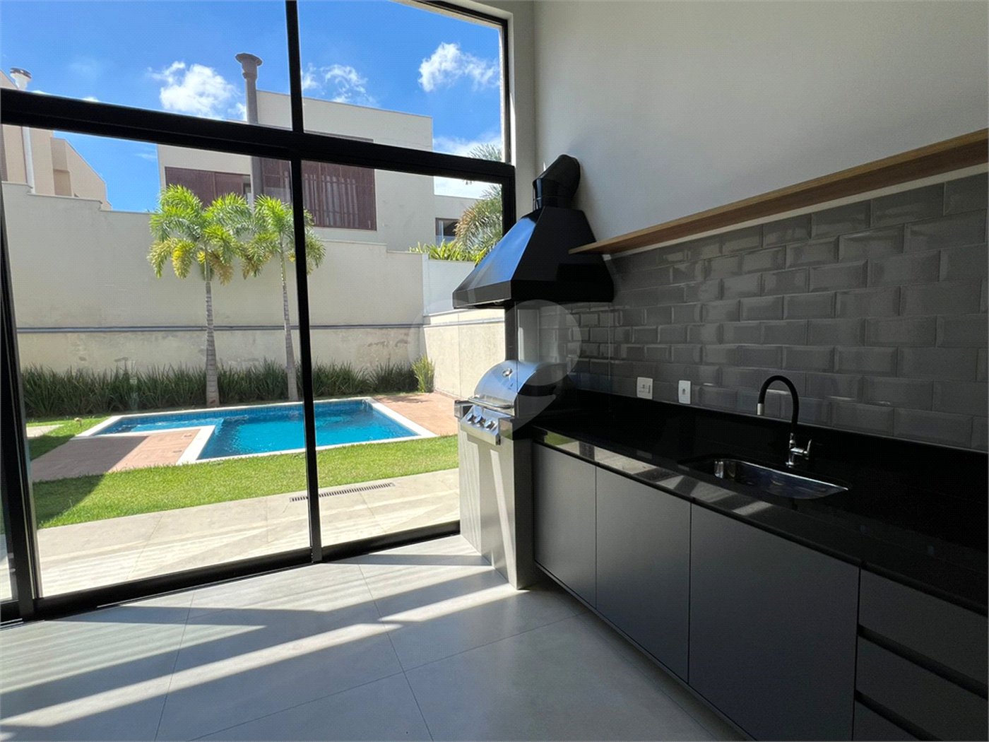 Casa à venda com 3 suítes no condomínio Alphaville Nova Esplanada, Votorantim - SP