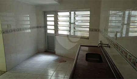 Sobrado à venda com 9 quartos, sendo 1 suíte,  em Jaçanã, São Paulo, SP