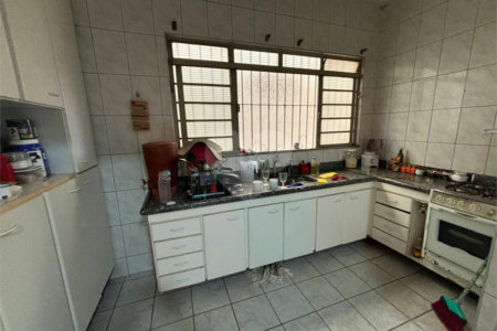 Casa à venda com 3 quartos em Vila Teixeira, Salto, SP