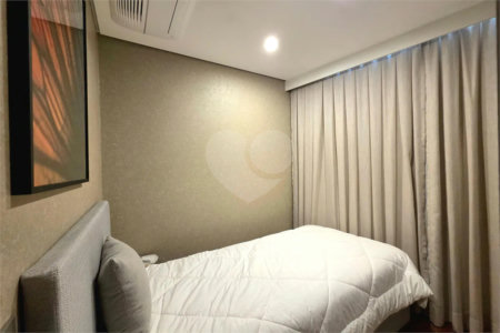 Apartamento à venda ou para alugar com 2 quartos, sendo 1 suíte, em Vila Olímpia, São Paulo, SP