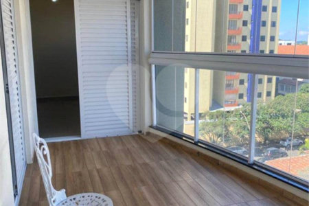 Apartamento para venda e locação no Edifício Residencial Oswaldo Ienco