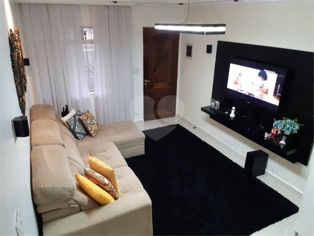 Sobrado à venda com 3 quartos em Vila Nova Cachoeirinha, São Paulo, SP
