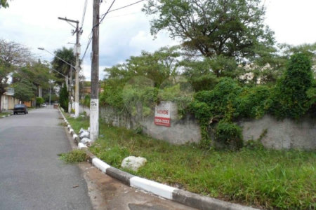 Terreno à venda em Interlagos, São Paulo, SP