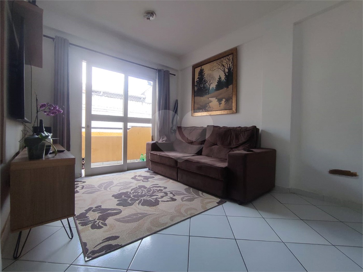 Apartamento à venda com 2 quartos, sendo 1 suíte, em Parque São Luís, Taubaté, SP