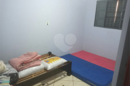 Casa à venda com 3 quartos em Vila Tito de Carvalho (vila Xavier), Araraquara, SP