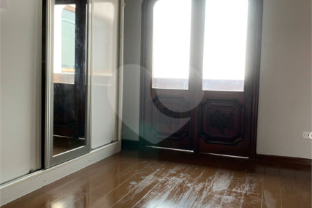 Sobrado à venda com 3 quartos, sendo 1 suíte,  em Vila Maria Alta, São Paulo, SP