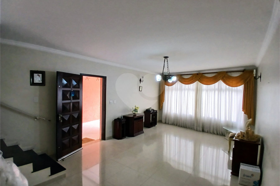 Casa à venda ou para alugar com 3 quartos, sendo 1 suíte, em Santana, São Paulo, SP