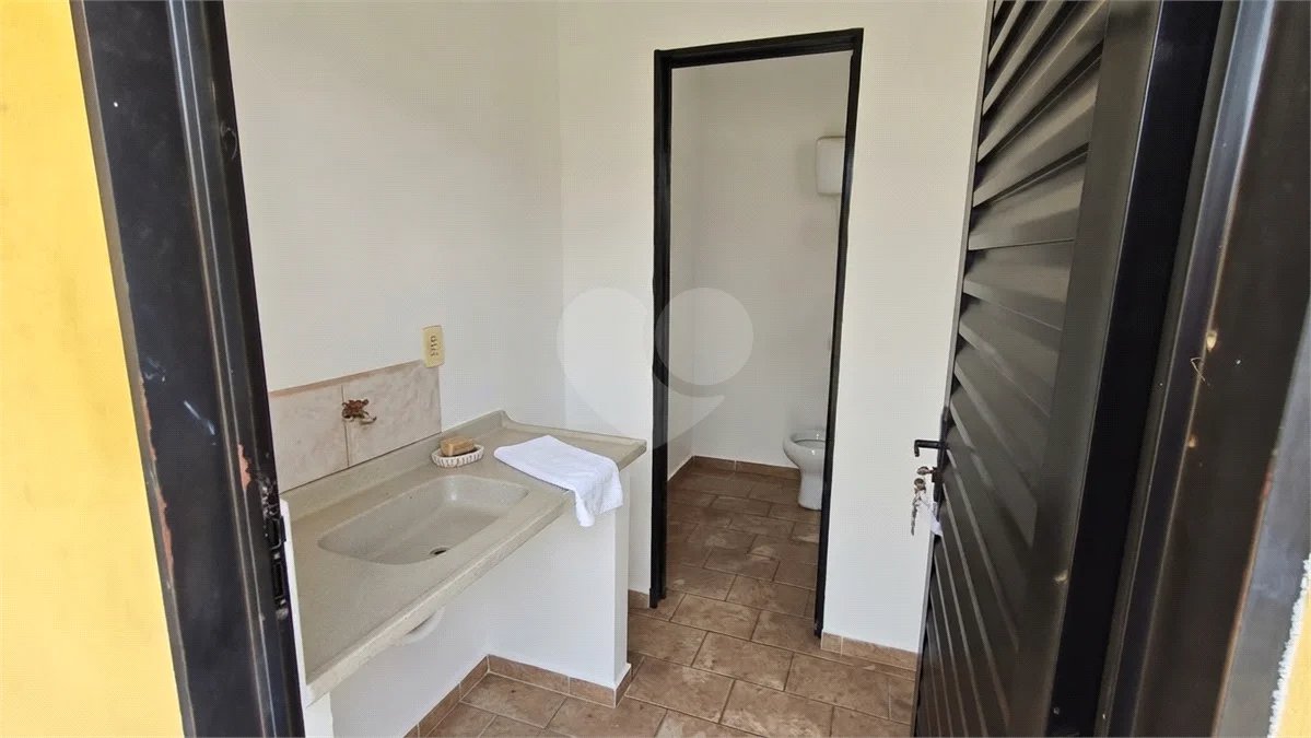 Oportunidade Única: Lote Comercial Estratégico de 463 m² Próximo ao Centro – Ideal para o Seu Negócio!