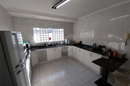 Sobrado à venda com 5 quartos, sendo 1 suíte,  em Terra Nobre, Louveira, SP