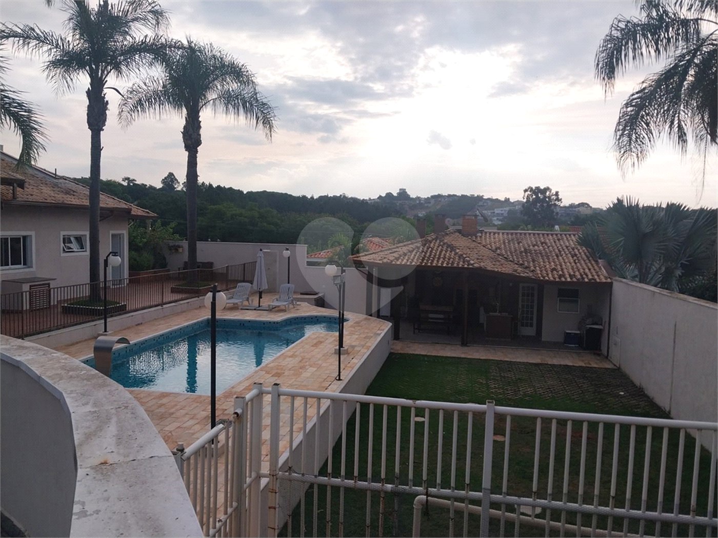 Casa Térrea Disponível para Locação e Venda no Condomínio Vilaggio Capriccio