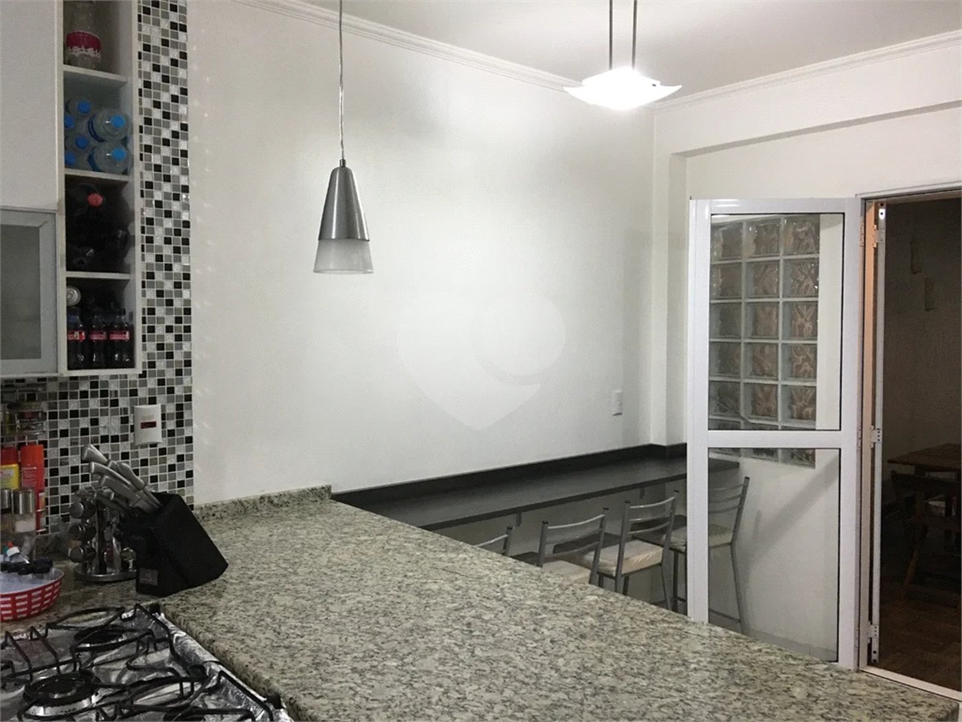 Casa 4 dormitórios, 3 vagas