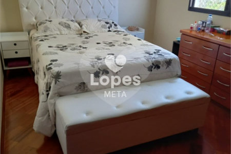 APARTAMENTO Á VENDA NO CONDOMINIO PAMPLONA, BAIRRO BOSQUE DOS EUCALIPTOS