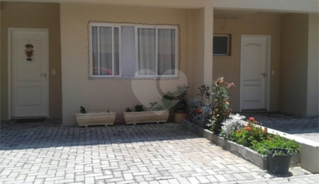 Casa à venda com 3 quartos, sendo 1 suíte,  no condomínio Village St. Louis, São Paulo - SP