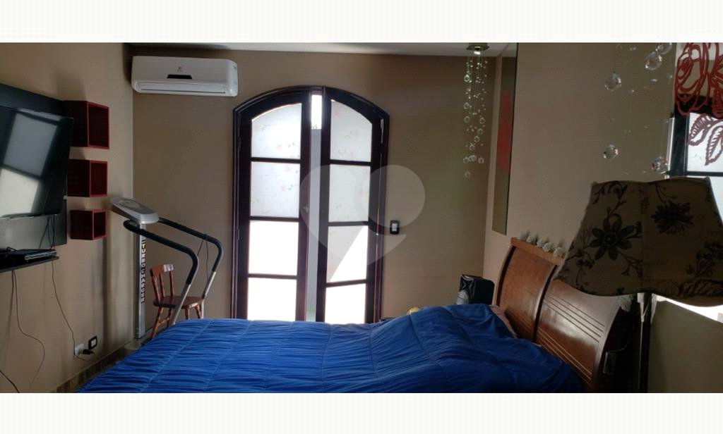 Casa à venda com 4 quartos, sendo 3 suítes, em Interlagos, São Paulo, SP