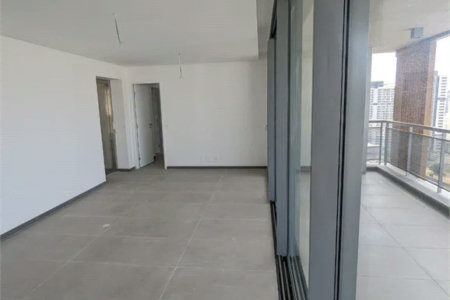 Apartamento à venda com 3 quartos, sendo 2 suítes, em Jardim das Acácias, São Paulo, SP