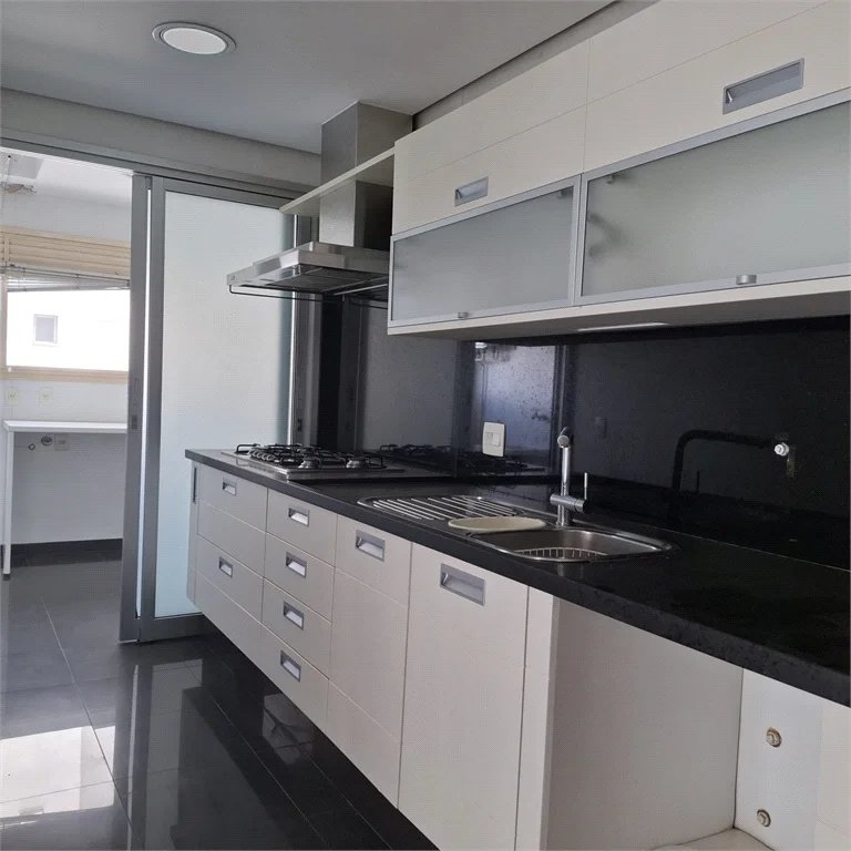 Apartamento à venda com 2 suítes em Pinheiros, São Paulo, SP