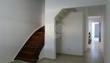 Casa à venda com 2 quartos, sendo 1 suíte,  em Vila Moreira, São Paulo, SP