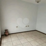 Casa Térrea com 3 Quartos à venda, 220m² - Jardim Líbano