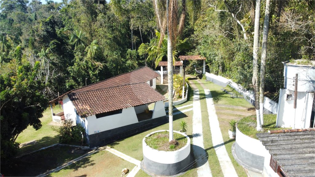 Sítio à venda com 8 quartos, sendo 4 suítes, em Boa Vista, Mogi das Cruzes, SP
