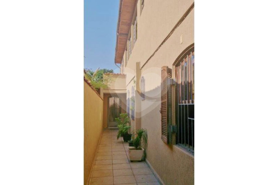 Sobrado à venda com 3 quartos, sendo 1 suíte, em Parada Inglesa, São Paulo, SP