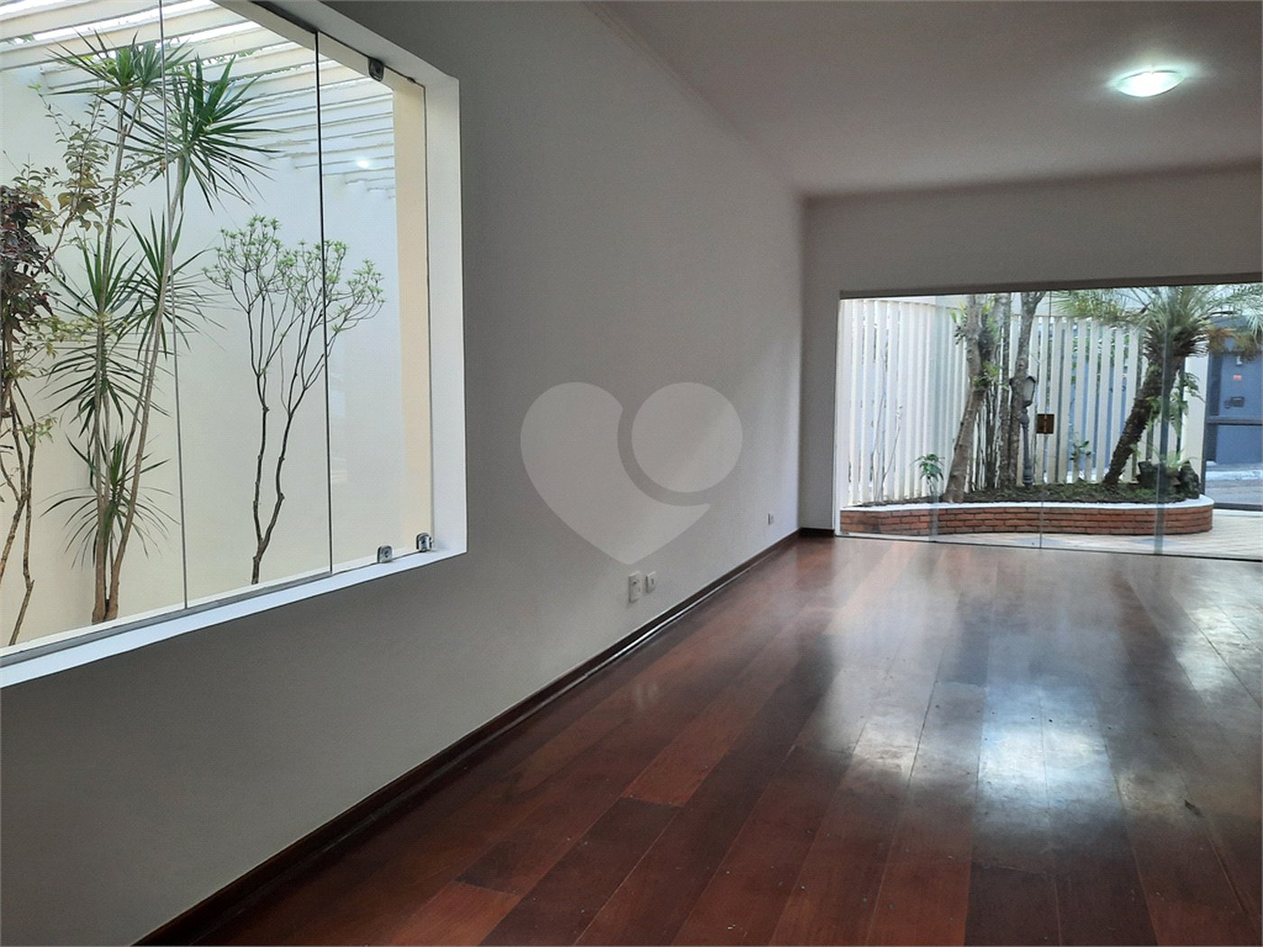 Casa Térrea à venda com 3 quartos, sendo 1 suíte, em Jardim Marajoara, São Paulo, SP