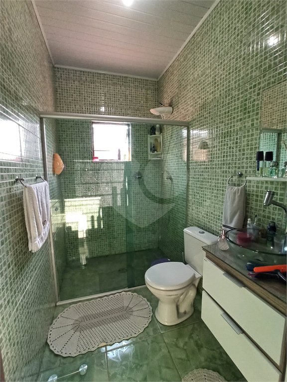 Chácara à venda com 3 quartos, sendo 1 suíte, em Vale das Flores (canguera), São Roque, SP