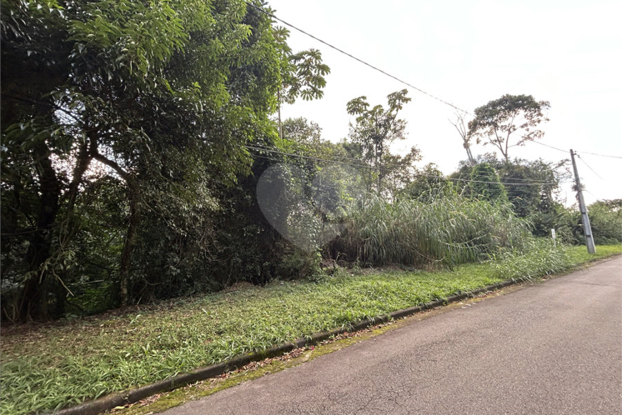 Terreno à venda no condomínio Alpes da Cantareira, Mairiporã - SP