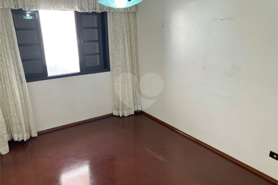 Sobrado à venda com 3 quartos, sendo 1 suíte, em Vila Mazzei, São Paulo, SP