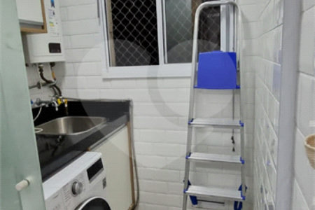 Apartamento à venda com 3 quartos, sendo 1 suíte, em Conceição, Diadema, SP