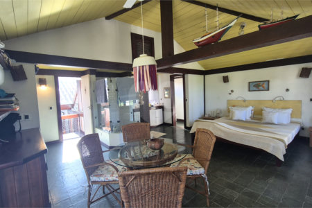 Casa em condomínio à venda com 4 quartos, sendo 3 suítes,  em Geribá, Armação dos Búzios, RJ