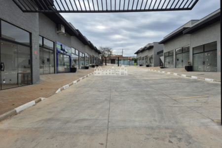 Salão Comercial para Locação no Boulevard Copacabana – Jardim das Cerejeiras, Atibaia/SP
